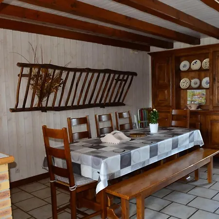 Marais Poitevin Pêche ,barque, Vélos, Wifi, Linge, Cheminée, Cuisine * La Taillee