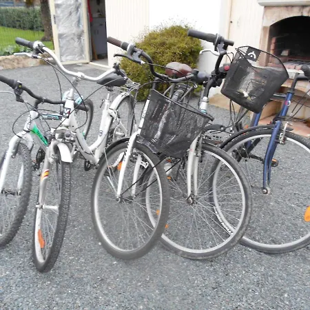 Marais Poitevin Pêche ,barque, Vélos, Wifi, Linge, Cheminée, Cuisine Casa vacanze La Taillee