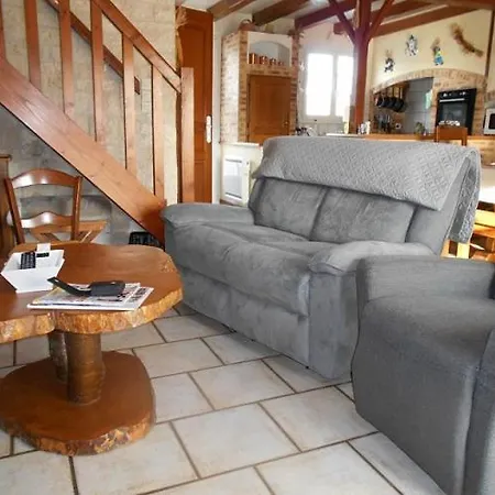 Marais Poitevin Bord Riviere Peche ,barque, Velos, Wifi, Linge, Cheminee, Cuisine, Terrain De Boules * La Taillee