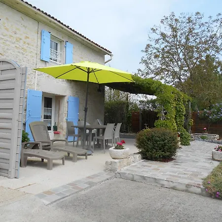 Marais Poitevin Pêche ,barque, Vélos, Wifi, Linge, Cheminée, Cuisine *