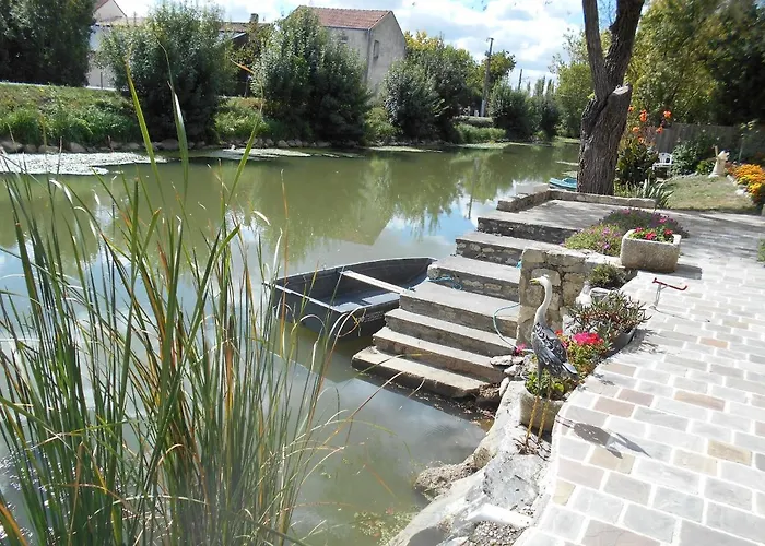 Сasa de vacaciones Marais Poitevin Pêche ,barque, Vélos, Wifi, Linge, Cheminée, Cuisine *
