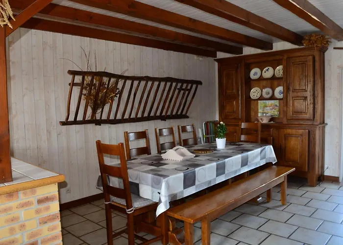 Marais Poitevin Pêche ,barque, Vélos, Wifi, Linge, Cheminée, Cuisine * La Taillee