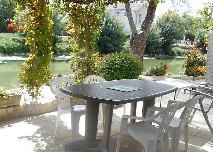 Сasa de vacaciones Marais Poitevin Pêche ,barque, Vélos, Wifi, Linge, Cheminée, Cuisine *