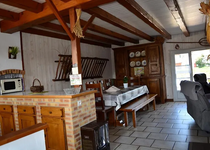 Marais Poitevin Pêche ,barque, Vélos, Wifi, Linge, Cheminée, Cuisine *