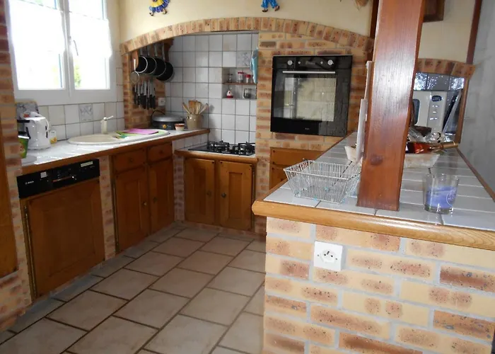 Marais Poitevin Pêche ,barque, Vélos, Wifi, Linge, Cheminée, Cuisine *