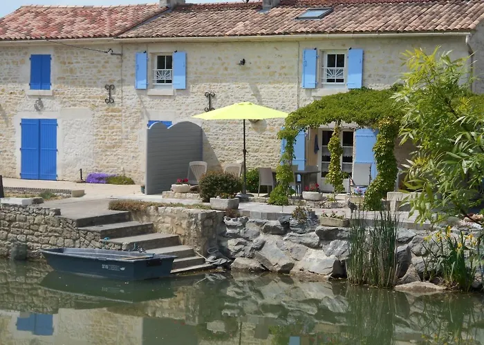 Marais Poitevin Pêche ,barque, Vélos, Wifi, Linge, Cheminée, Cuisine Сasa de vacaciones *