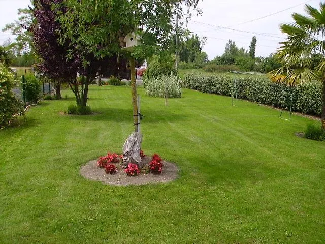 Marais Poitevin Pêche ,barque, Vélos, Wifi, Linge, Cheminée, Cuisine *